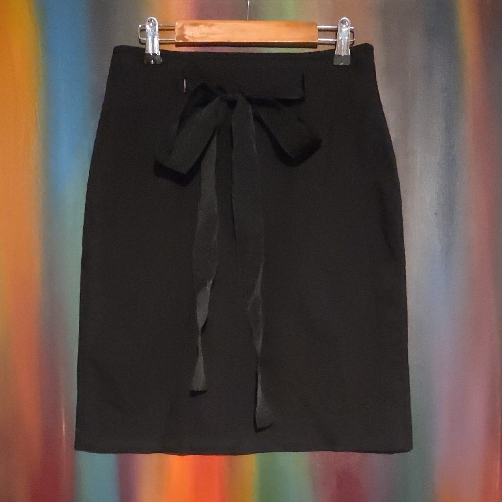 Robert Rodriguez Black Pencil Skirt with Bow
